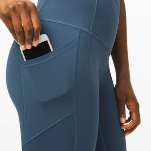 LULU LEMON All the right places crop 23”